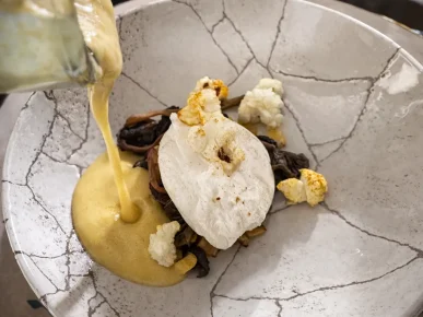 MAIS OEUF POCHE CHAMPIGNONS